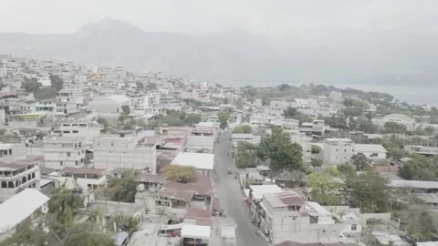 Drone around Lake Atitlan 스톡 동영상 318096623