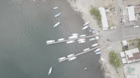 Drone around Lake Atitlan 스톡 동영상 318096721