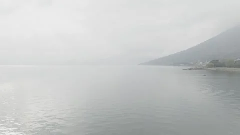 Drone around Lake Atitlan 스톡 동영상 318096783