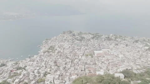 Drone around Lake Atitlan Видео 318099767