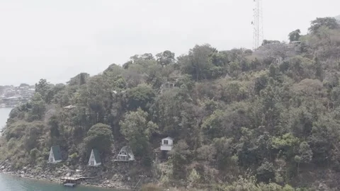 Drone around Lake Atitlan 스톡 동영상 318101702