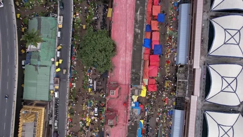 Drone bird eye view of KR market bangalore showing busy market place and ur.. Stock-Footage 344879204