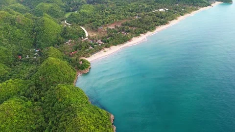 Drone capture of the pristine environment at Sugar Beach, Negros, Philippines Stock-Footage 333421103