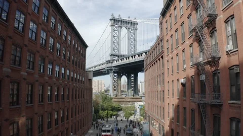 Drone climb with a view to Manhattan Bridge DUMBO Stock Footage 121163653