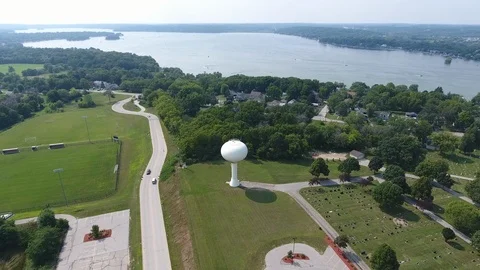 Drone closing in on a water tower Video stock 109315639
