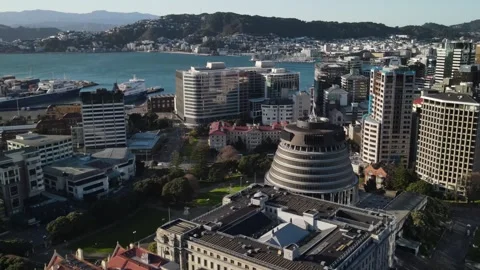 Drone crane shot of the iconic Beehive (New Zealand Parliament Buildings) in Stock-Footage 331624228
