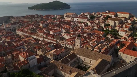 Drone Descending Push Forward Franciscan Church Bell Tower Dubrovnik Old Town 4K Vídeo Stock 337849458