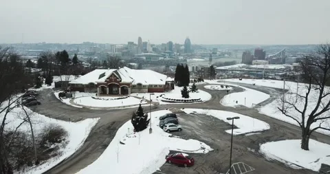 Drone of Drees Pavilion Downtown Cincinnati Ohio in Winter 库存影片 148695605