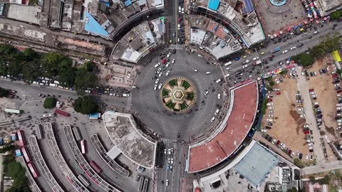 Drone eagle eye view of Krishnaraja Wadiyar IV Circle or kr circle with reg.. Video stock 330989163