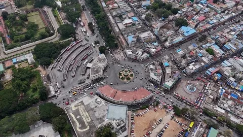 Drone eagle eye view of Krishnaraja Wadiyar IV Circle or kr circle with reg.. Video stock 330989285