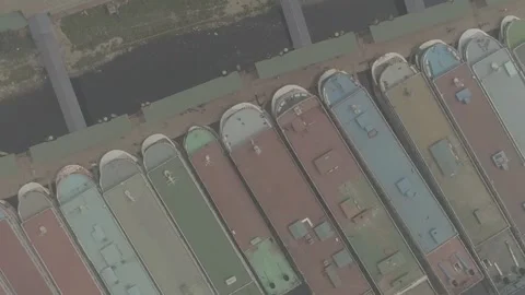Drone of ferries at Sadarghat Launch Terminal and Buriganga in Dhaka, Bangladesh 스톡 동영상 244660862