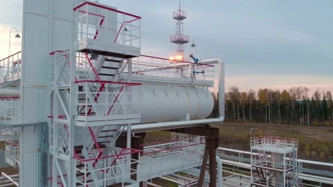 The drone flies around separators to clean oil from gas and other impurities Video stock 165109242