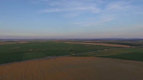 Drone Flies Over the Field 스톡 동영상 71895175