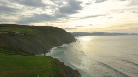 Drone flies over the ocean and rocks 動画素材 81703333
