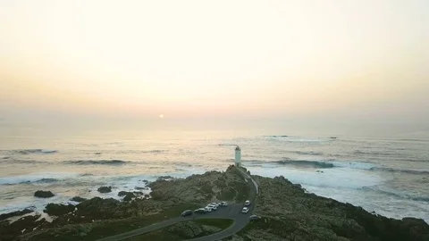 Drone flies over the ocean 動画素材 82306874