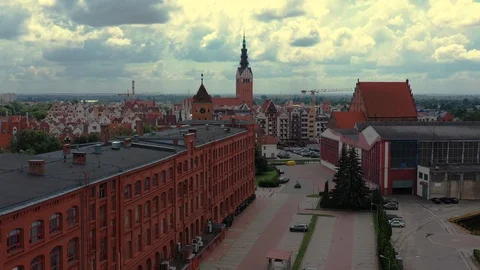 The drone flies over the Old Town in Elblag. Stock-Footage 115643658