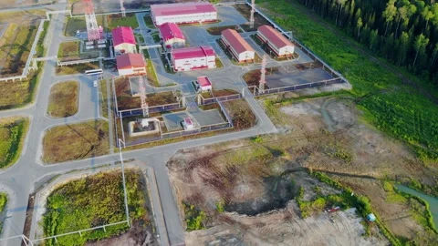 The drone flies over temporary housing for workers in mobile homes and an Video stock 155818172