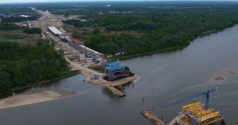 The drone flies over the Vistula river near Warsaw. Stock Footage 113333527