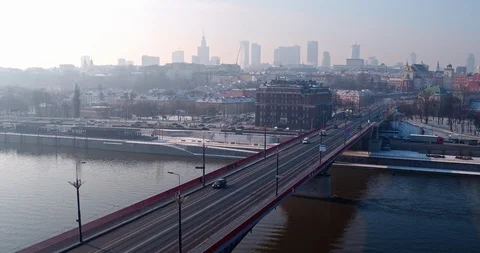 Drone flies from the right side of the ?l?sko-D?browski bridge to the left. Stock-Footage 112156913