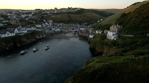 Drone flies sideways over harbor of Port Isaac Stock Footage 95826059