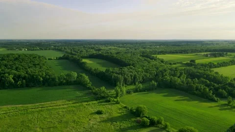 Drone flies through rural summertime wisconsin Stock Footage 204753552