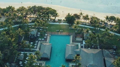 Drone flies towards the ocean. Stock Footage 112637294