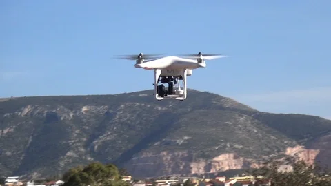 Drone flight Stockbeeldmateriaal 127610885