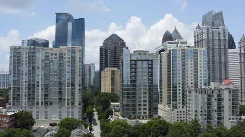 A drone flight into Midtown Atlanta. Stock Footage 113986231