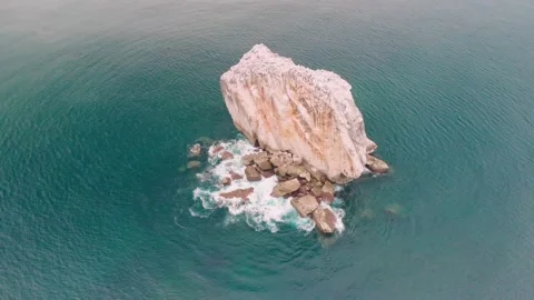Drone flight in Naranjo Beach Video stock 169595124