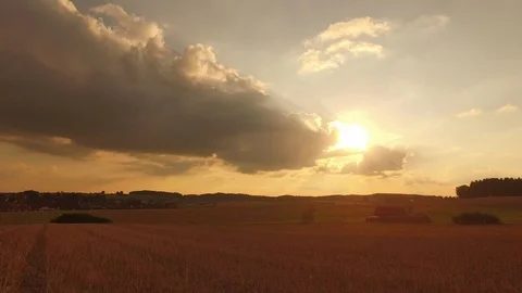 Drone flight over a beautiful barn in the german countryside at dawn Video stock 119022280