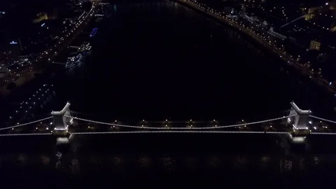 Drone Flight Over A Bridge And River In The Night 스톡 동영상 117126921