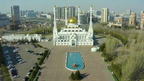Drone flight over the city administration building akimat and the central square 스톡 동영상 240530796