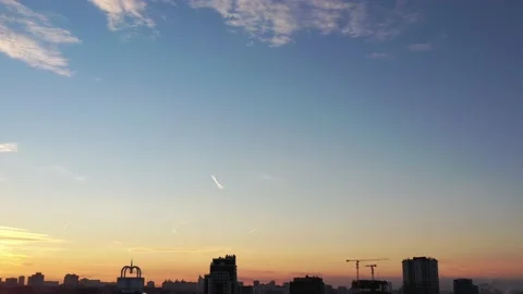 Drone flight over the city 動画素材 170323172