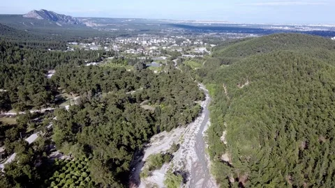 Drone flight over an emerald mountain lake Stock-Footage 153066843