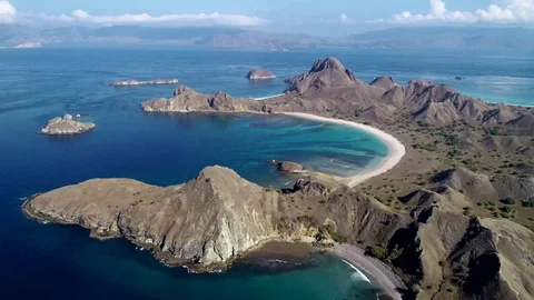 Drone flight over the famous Padar Island in Indonesia Stock Footage 95419801