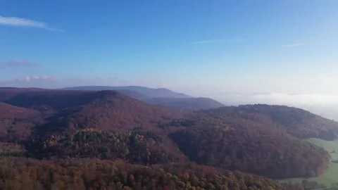 Drone flight over Germany landscape, Hohenstein Vidéo 144385634