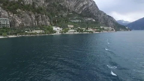 Drone flight over lake garda 스톡 동영상 72442897