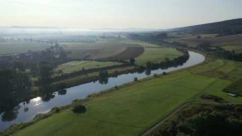 Drone flight over lake, Germany Vidéo 141114427