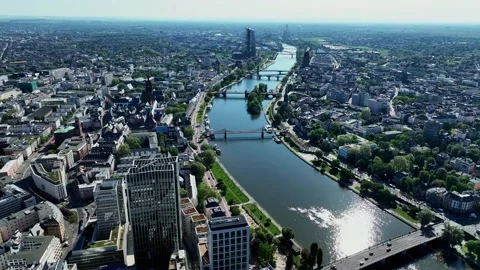 Drone flight over the Main river in the financial city Frankfurt 스톡 동영상 201064363