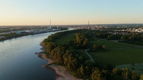 Drone Flight Over Rhine River Toward Mulheim Industrial Area and Ford Factories 스톡 동영상 312526592