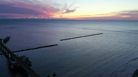 Drone flight over Sellin Pier Baltic Sea on Ruegen, Germany Stockbeeldmateriaal 141115148