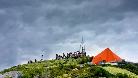 Drone flight over the top of Mount Khomyak Video stock 171182248