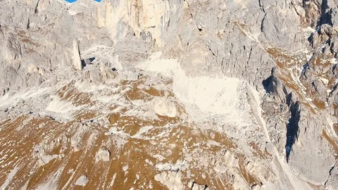 Drone flight in the swiss alps Stock-Footage 90762318