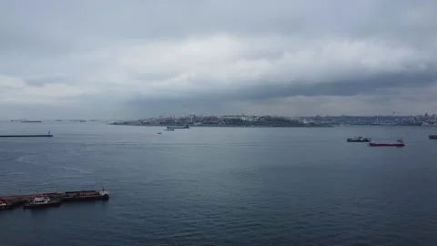 Drone flight towards Topkapi Palace on a cloudy gray day. Stock Footage 247504926