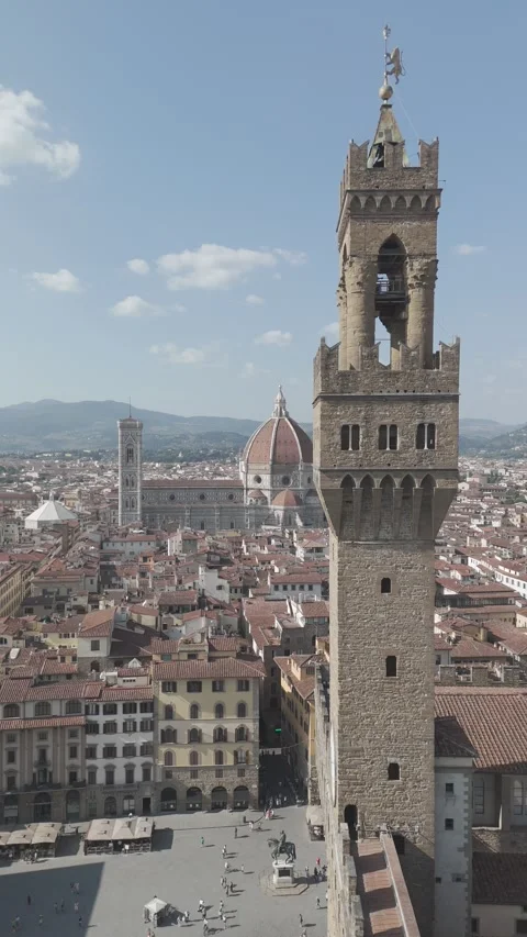 Drone Florence palazzo vecchio tower and duomo 4k Dlog-m 10bit Stock Footage 312699198