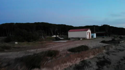 Drone fly into a beach house 動画素材 147854751