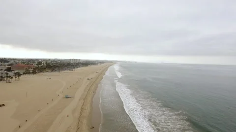 Drone Fly over Beach Santa Monica pacific ocean aerial Stock-Footage 67550565