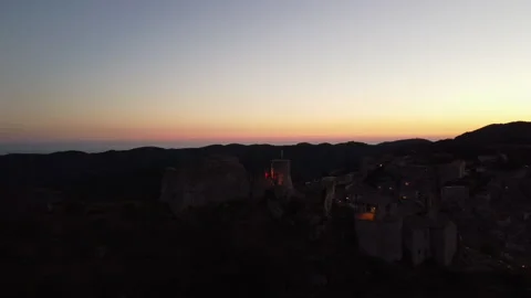 Drone fly over a castle ruin in italy 12 動画素材 149619007
