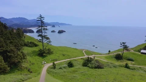 Drone fly over Indian beach trail in Ecola State Park, Oregon 库存影片 199990043