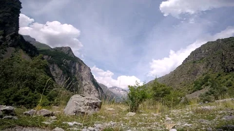 Drone fly over the mountains, river and waterfalls of French Alps, France. Stock-Footage 130912888